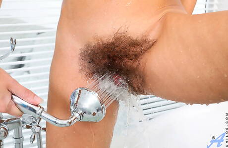 Anilos invite you to explore a free photos with Cathy xxx gallery 49526